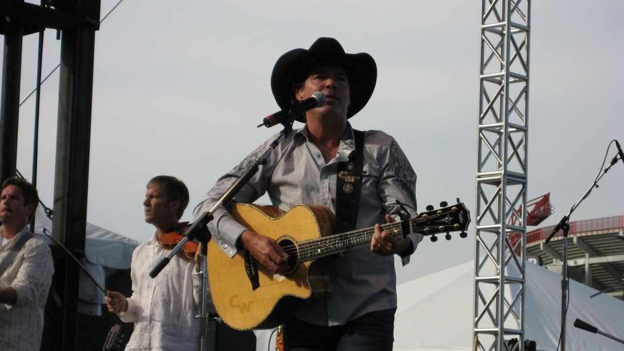 Header Banner Clay Walker