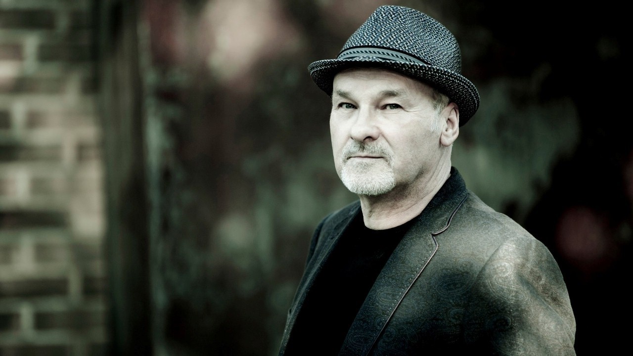 Header Banner Paul Carrack