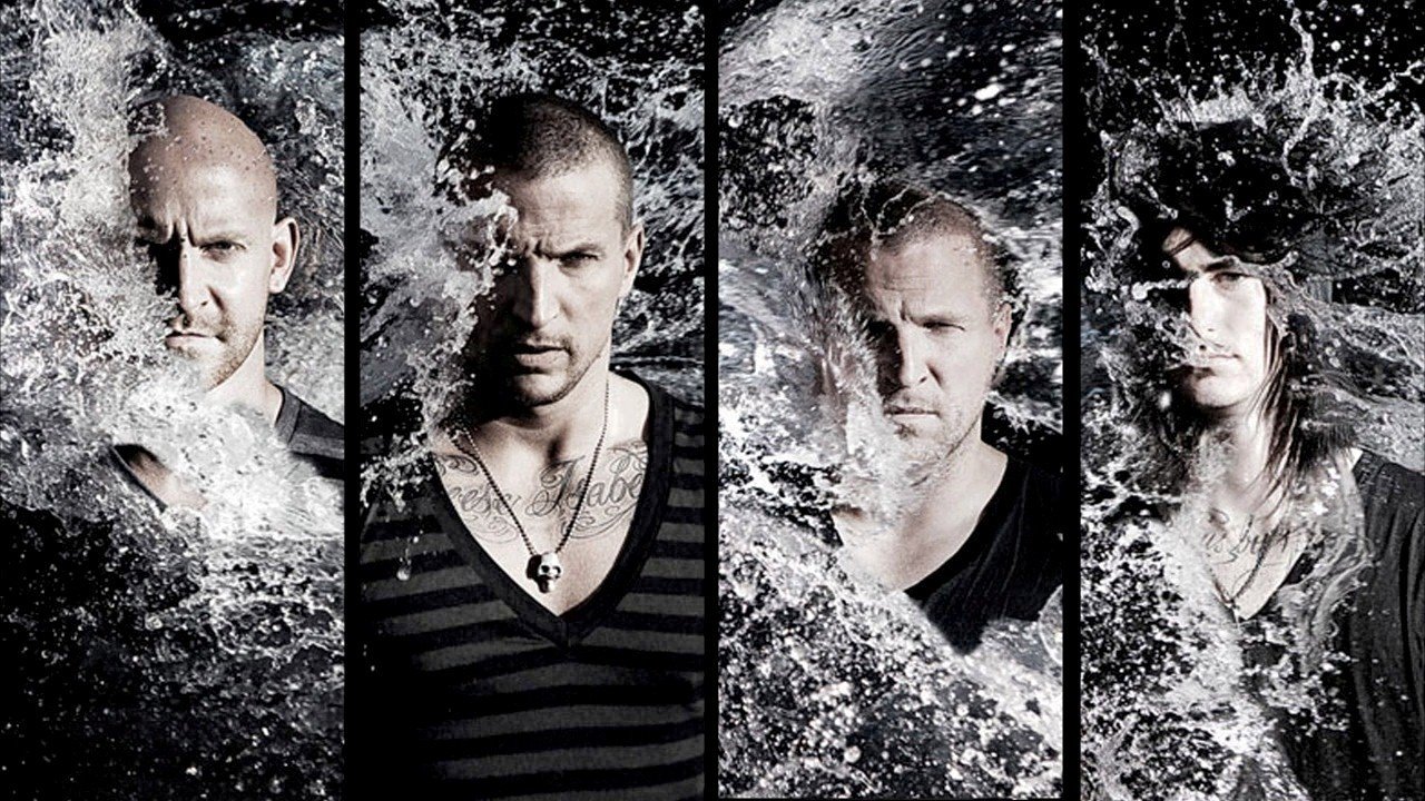 Red Hot Chili Peppers — Photo