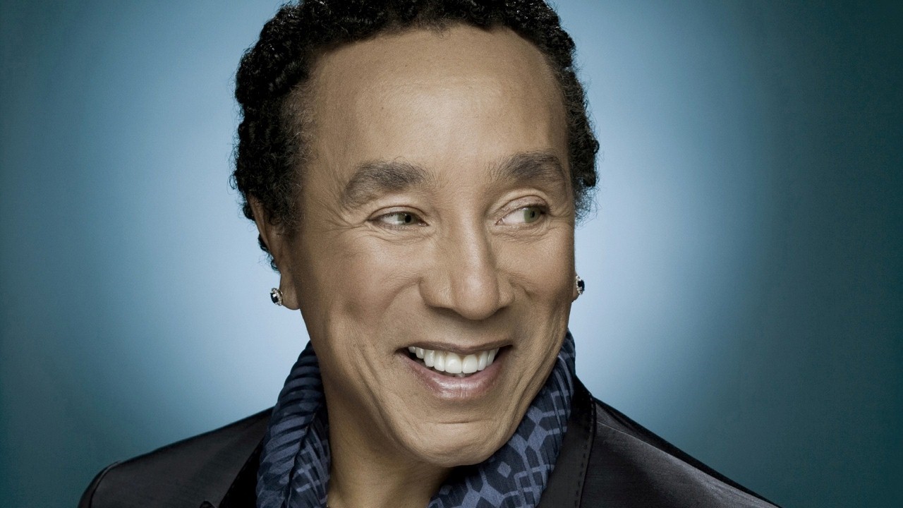 Smokey Robinson — Photo