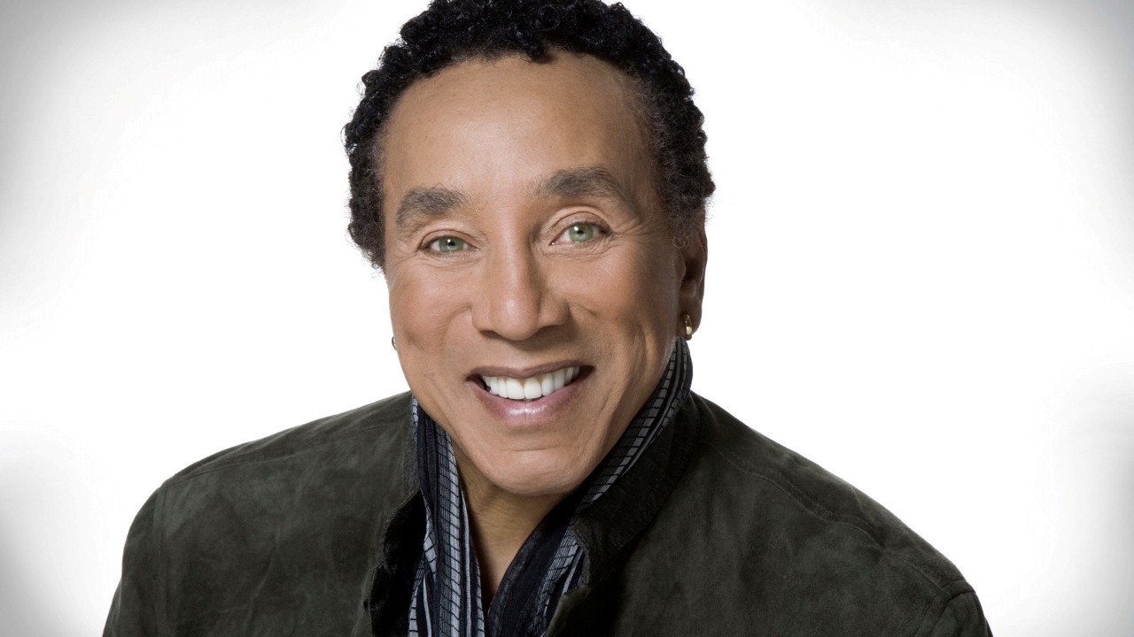 Smokey Robinson — Photo