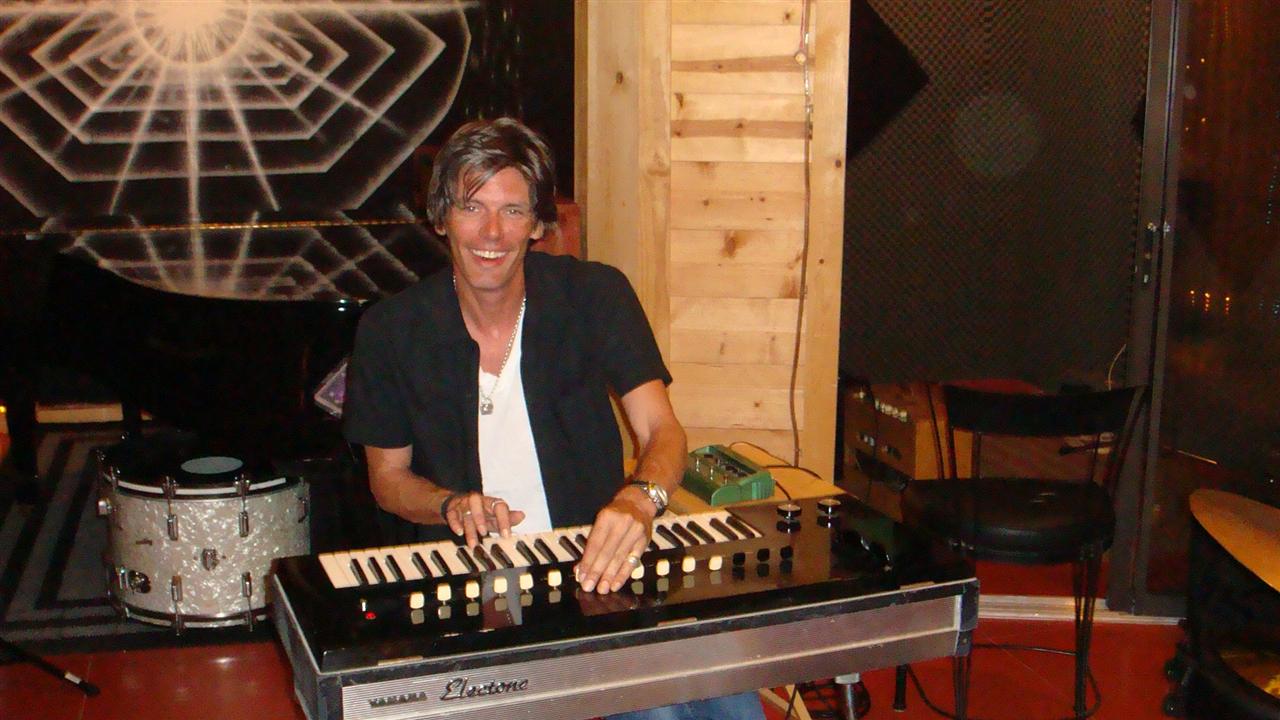Charlie Sexton