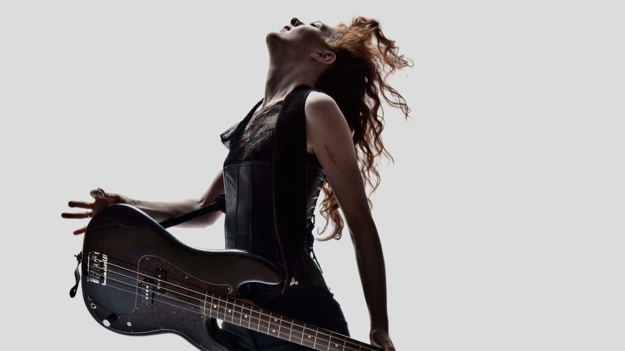 Melissa Auf der Maur — Photo