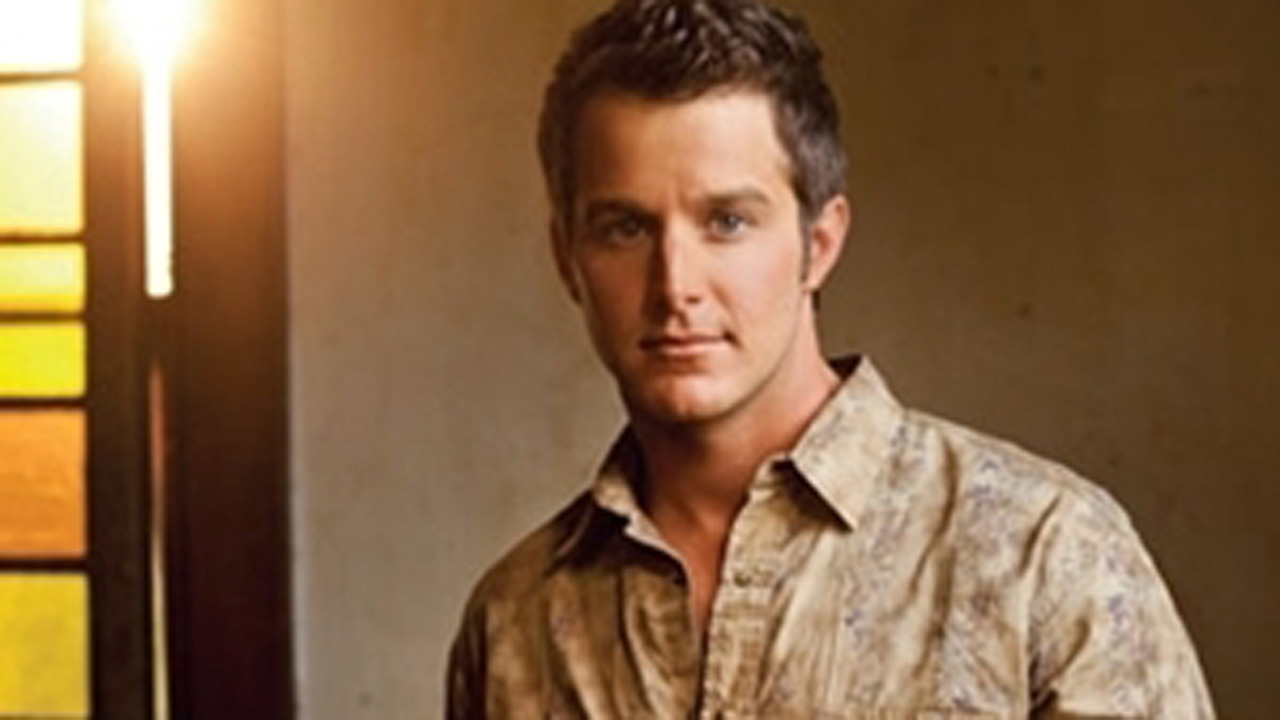 Easton Corbin — Photo