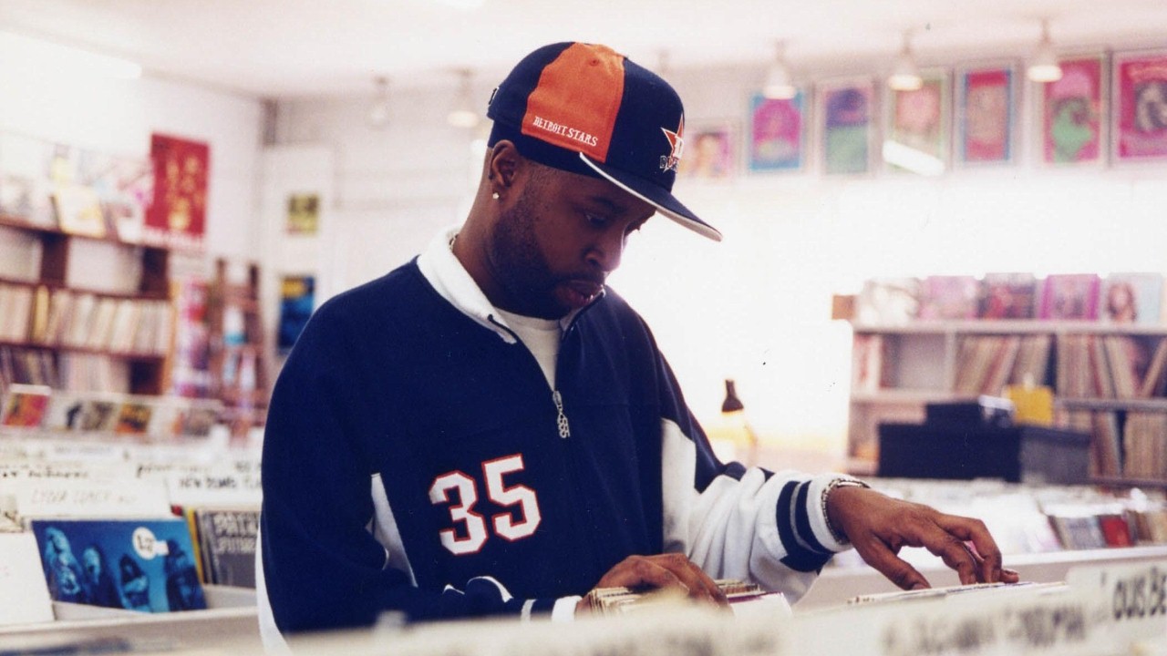 J Dilla — Photo