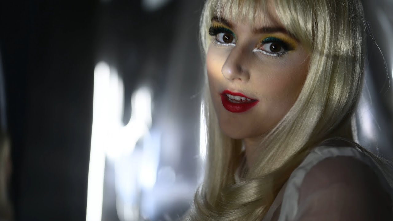 Emily Blue — Photo
