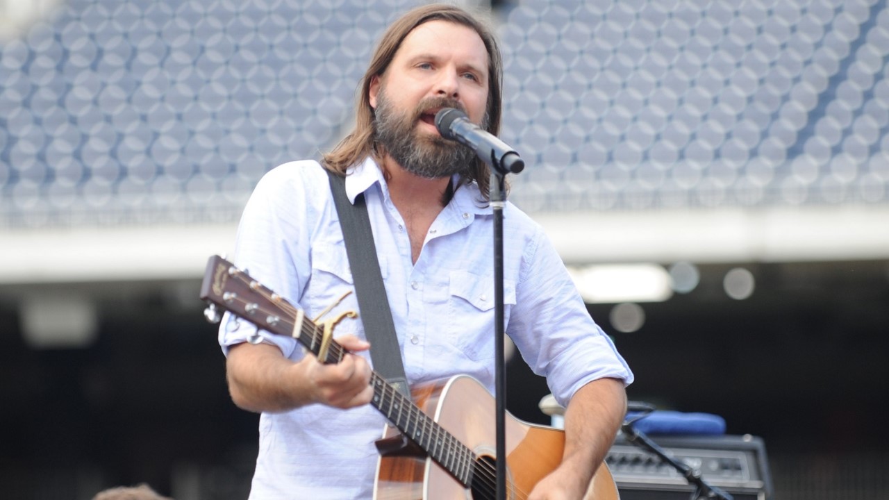 Header Banner Mac Powell