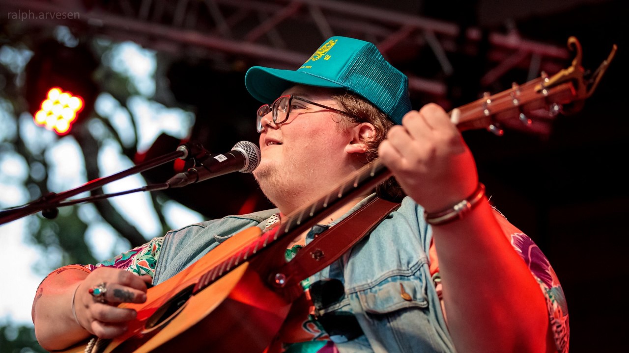 Joshua Ray Walker — Photo · live_stage