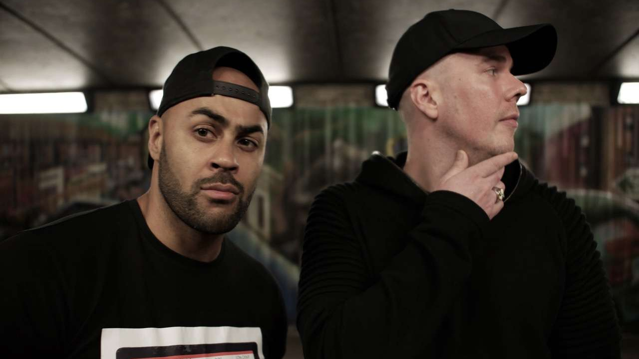Oxide & Neutrino — Photo