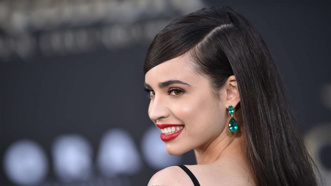 Header Banner Sofia Carson