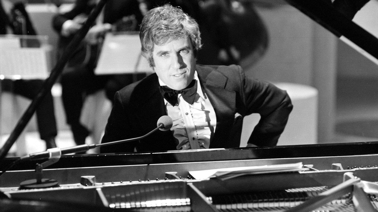 Burt Bacharach — Photo