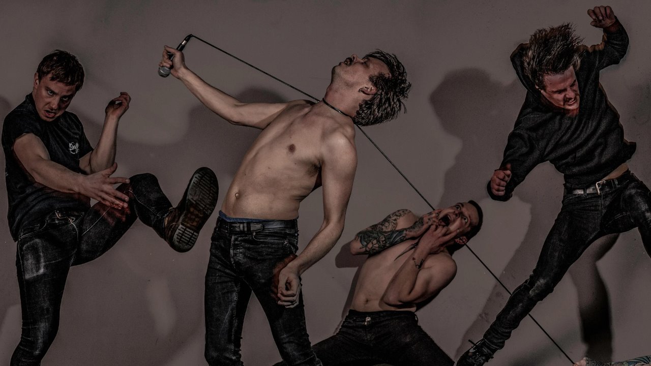 STAKE — Photo