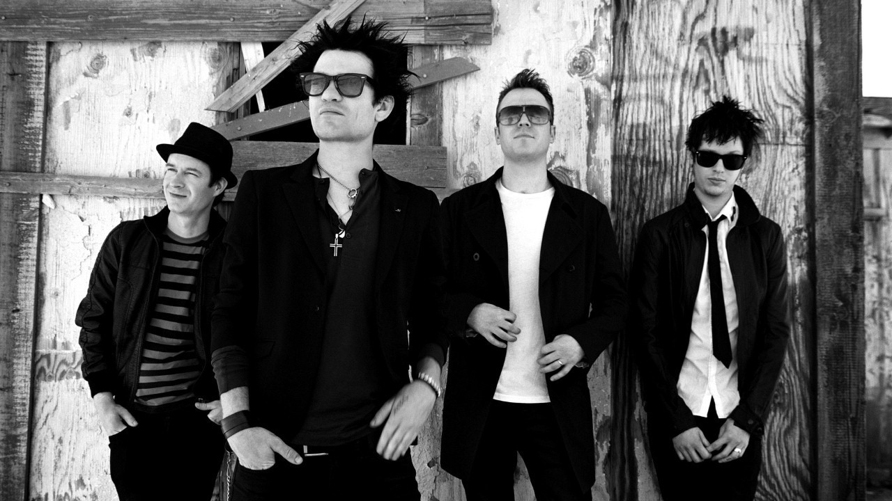 Header Banner Sum 41