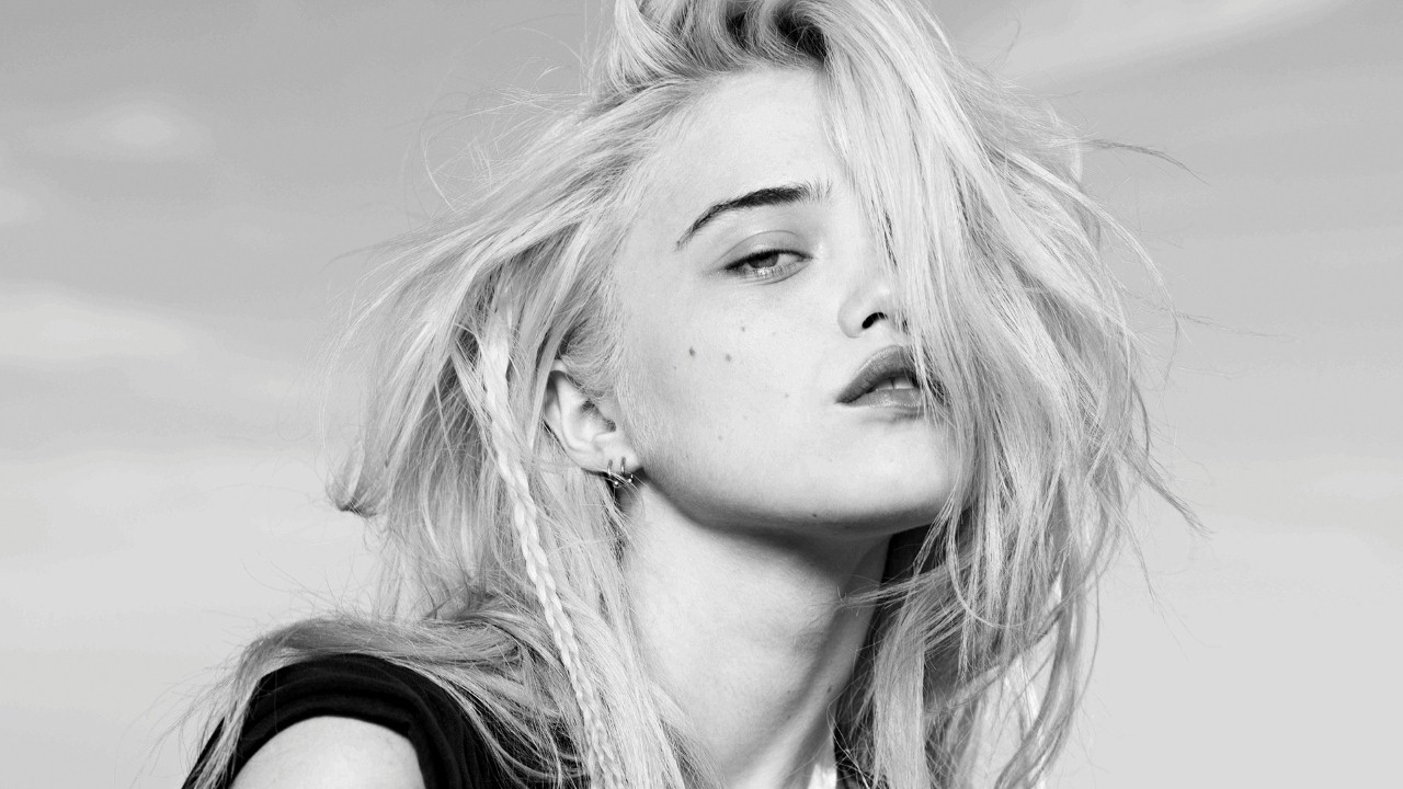 Sky Ferreira — Photo