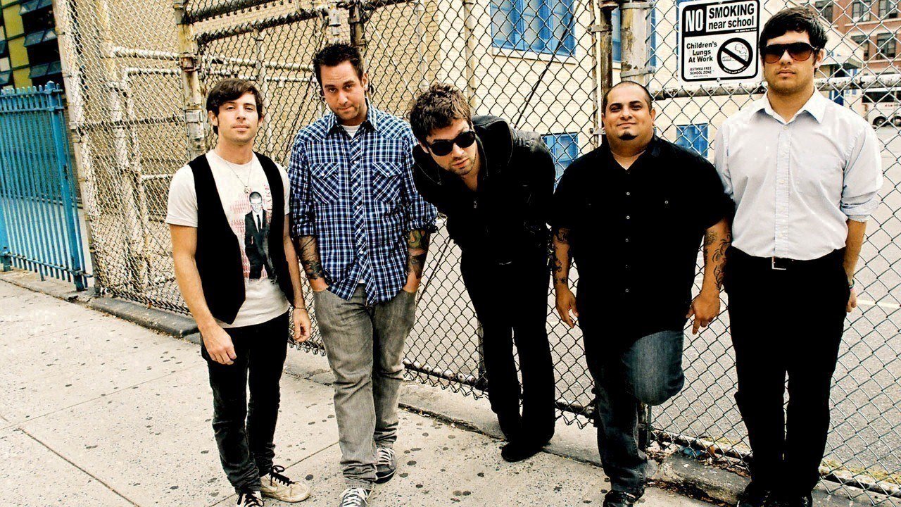 Header Banner Taking Back Sunday