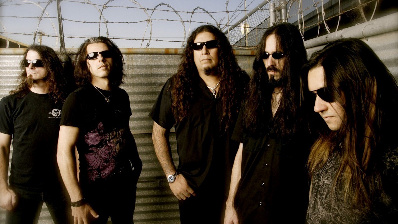 Testament — Photo