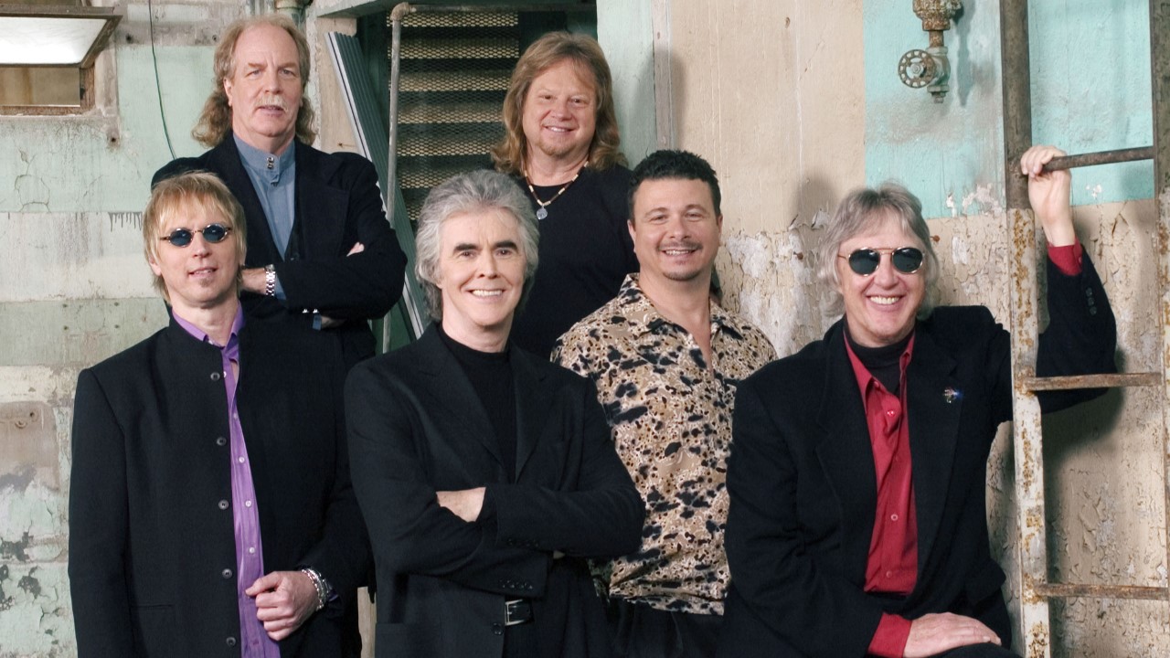 Header Banner Three Dog Night