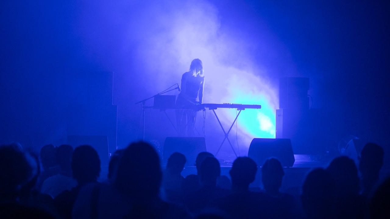 Carmen Villain — Photo