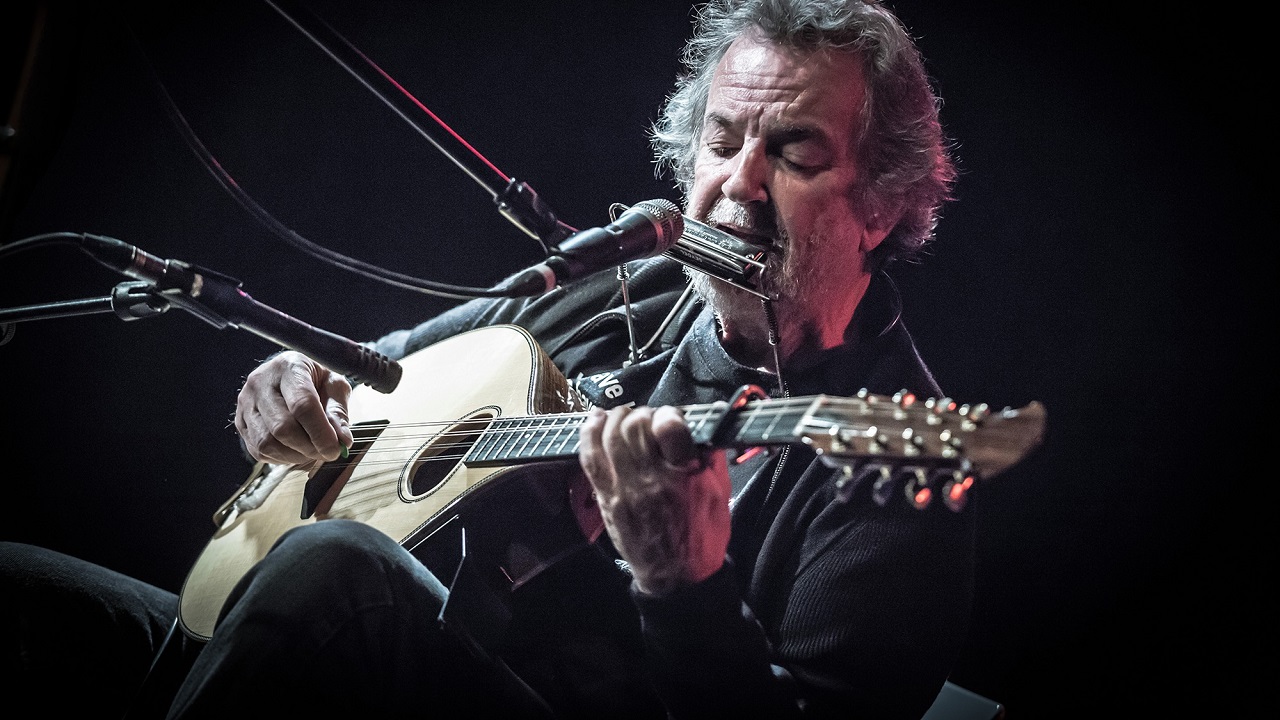 Andy Irvine — Photo
