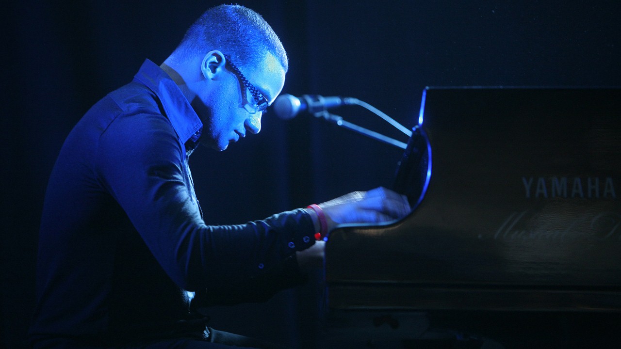 Gonzalo Rubalcaba — Photo