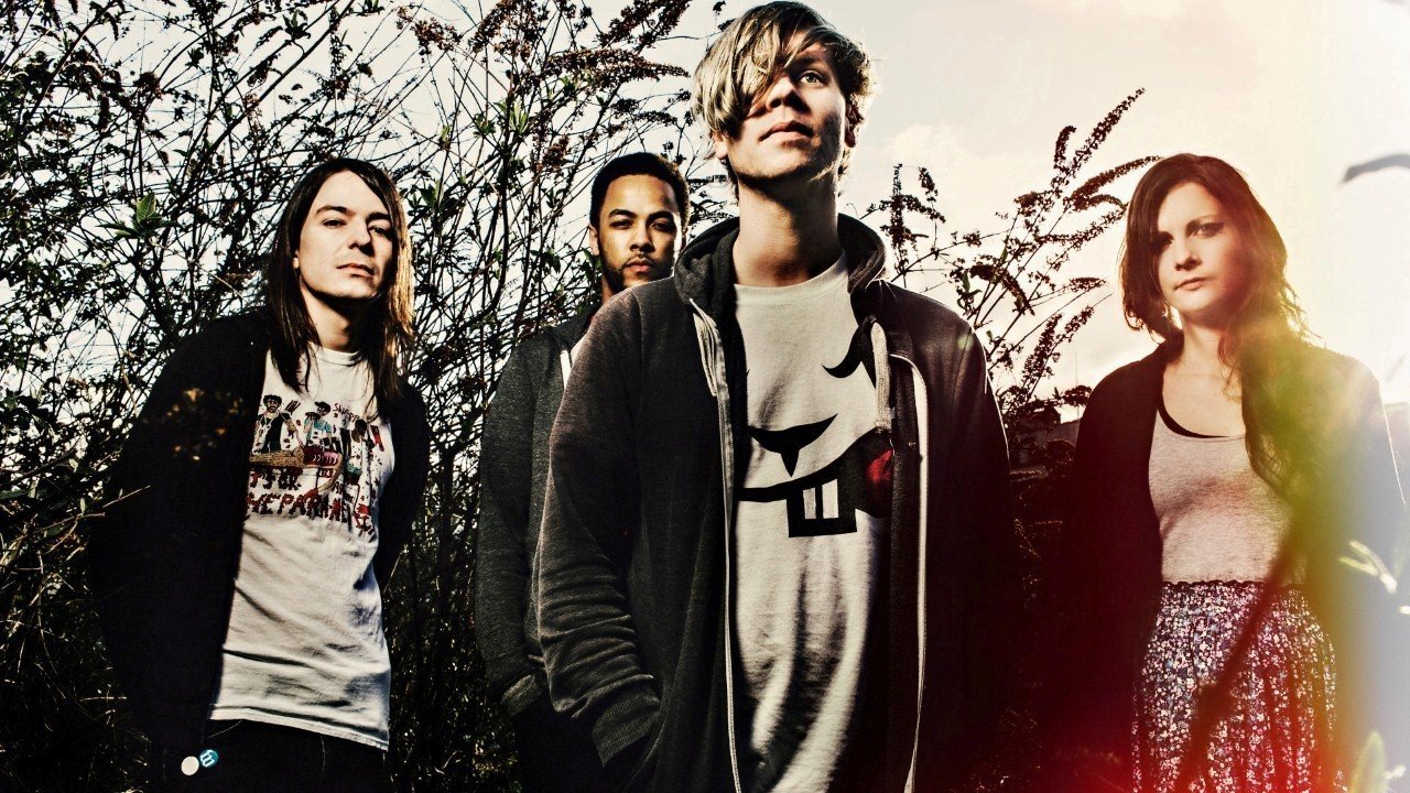 Johnny Foreigner — Photo