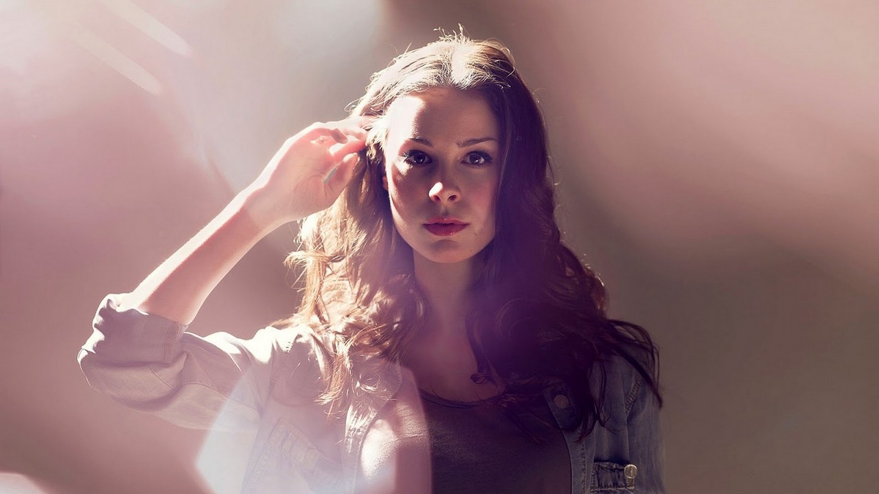 Header Banner Lena