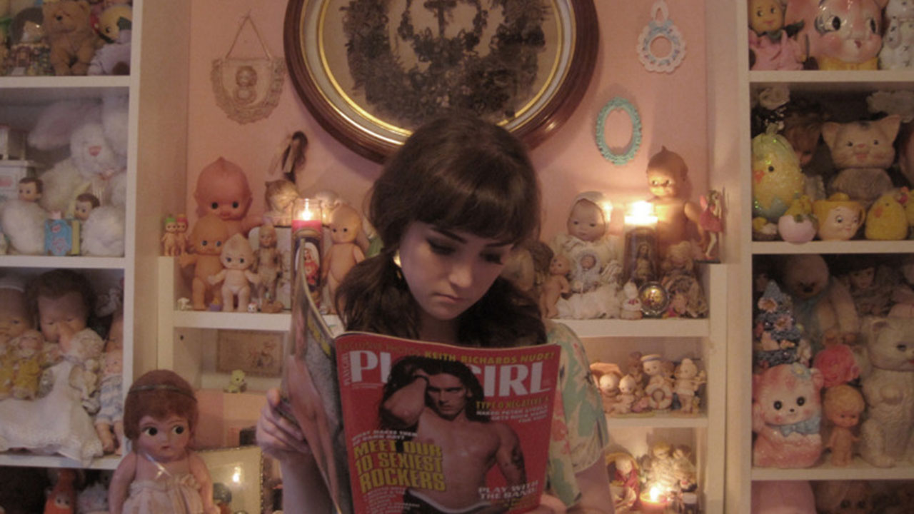 Header Banner Nicole Dollanganger