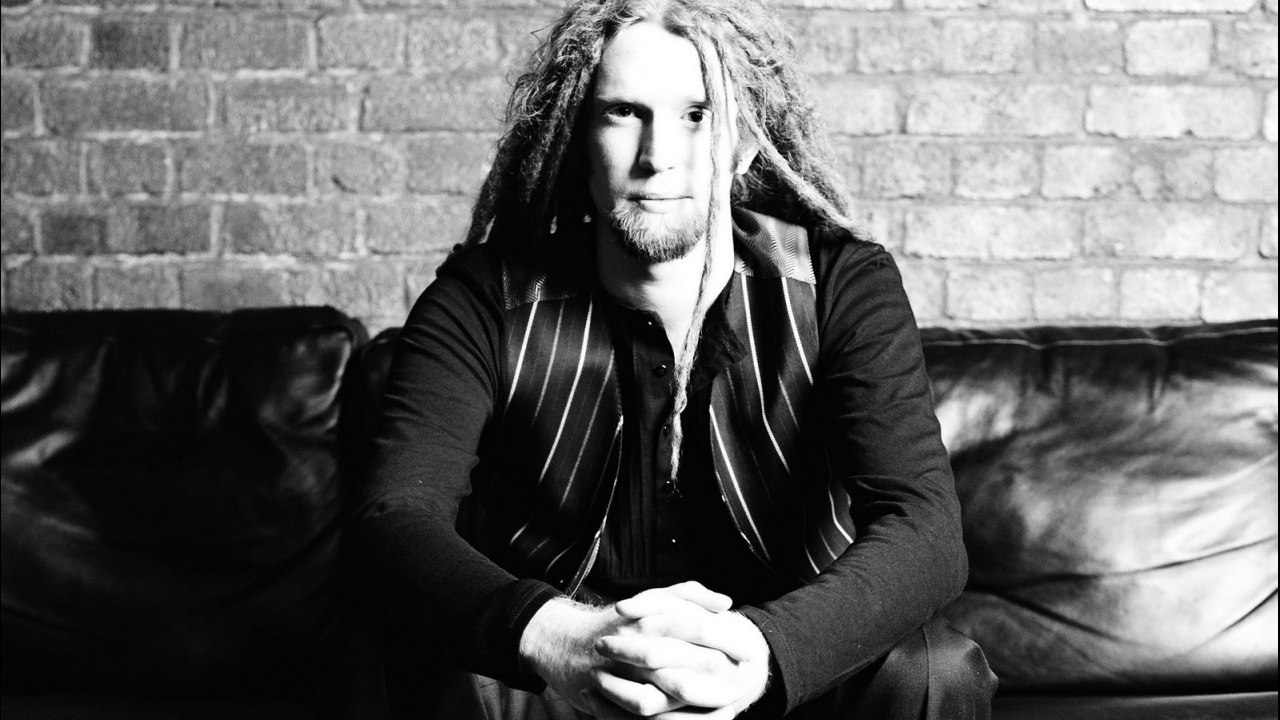 Newton Faulkner — Photo