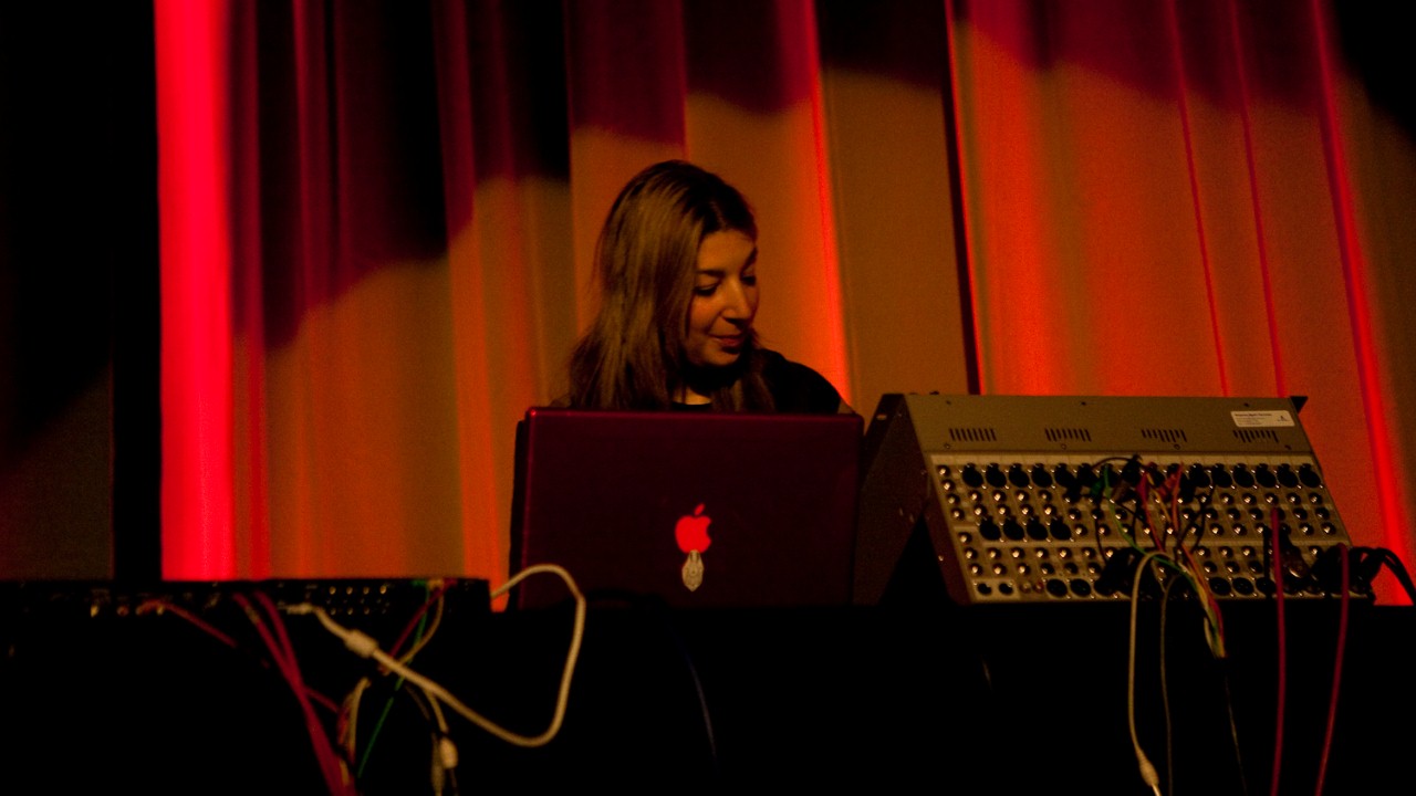 Mira Calix — Photo