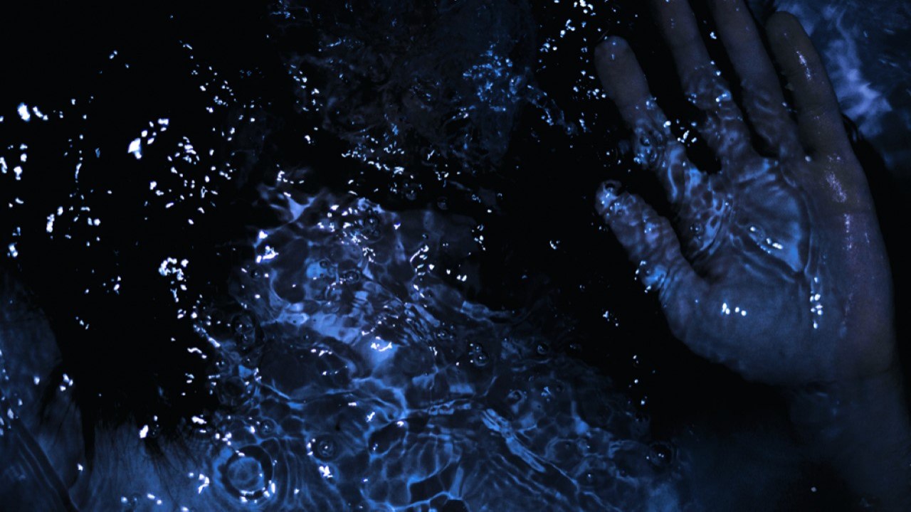 Drown — Photo