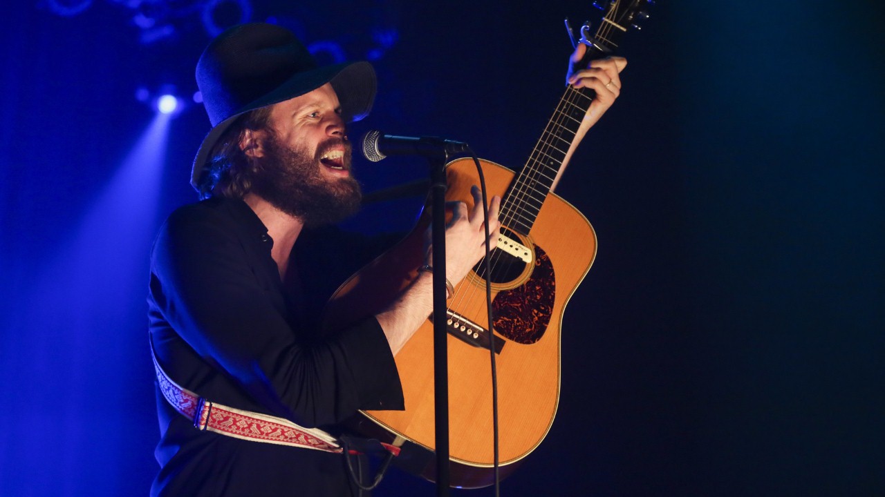 Father John Misty — Photo