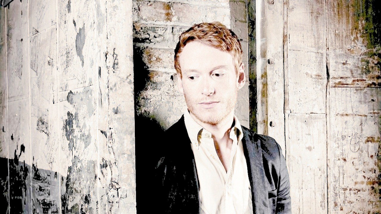 Header Banner Teddy Thompson