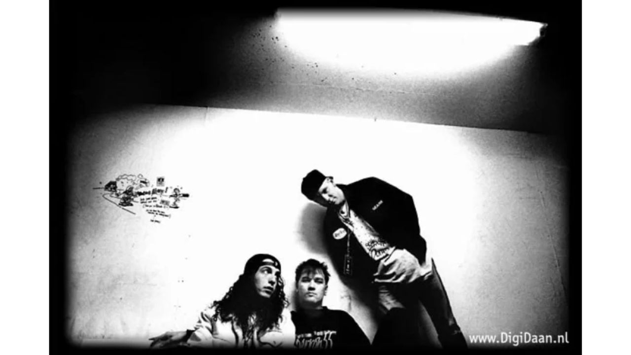 Victims Family — Photo