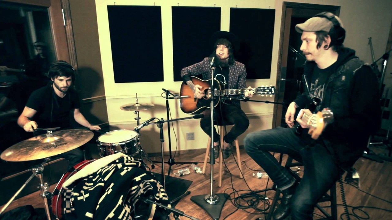 Header Banner Never Shout Never