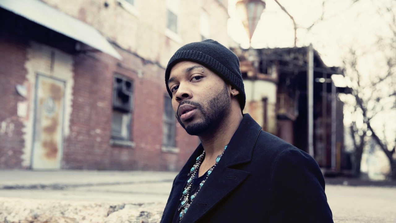 Ayron Jones — Photo · promo