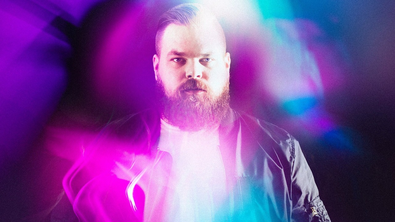 Com Truise — Photo · promo