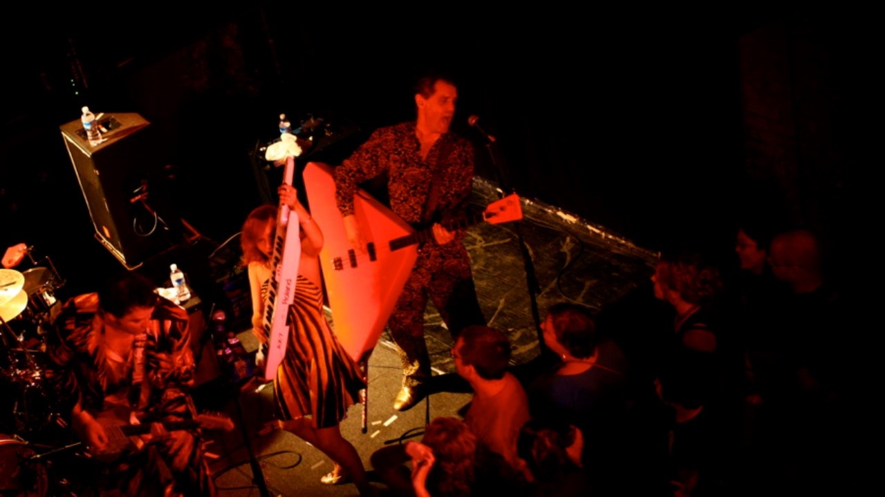 Red Elvises