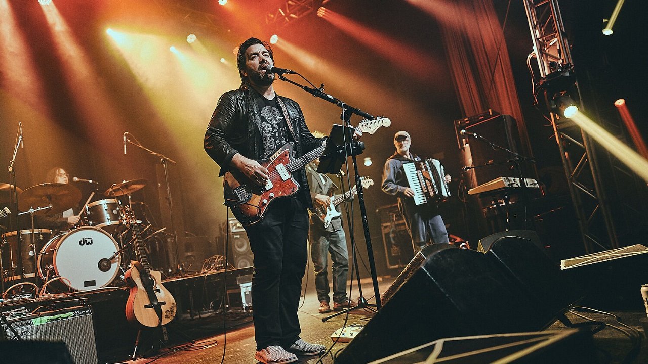 Bob Schneider — Photo