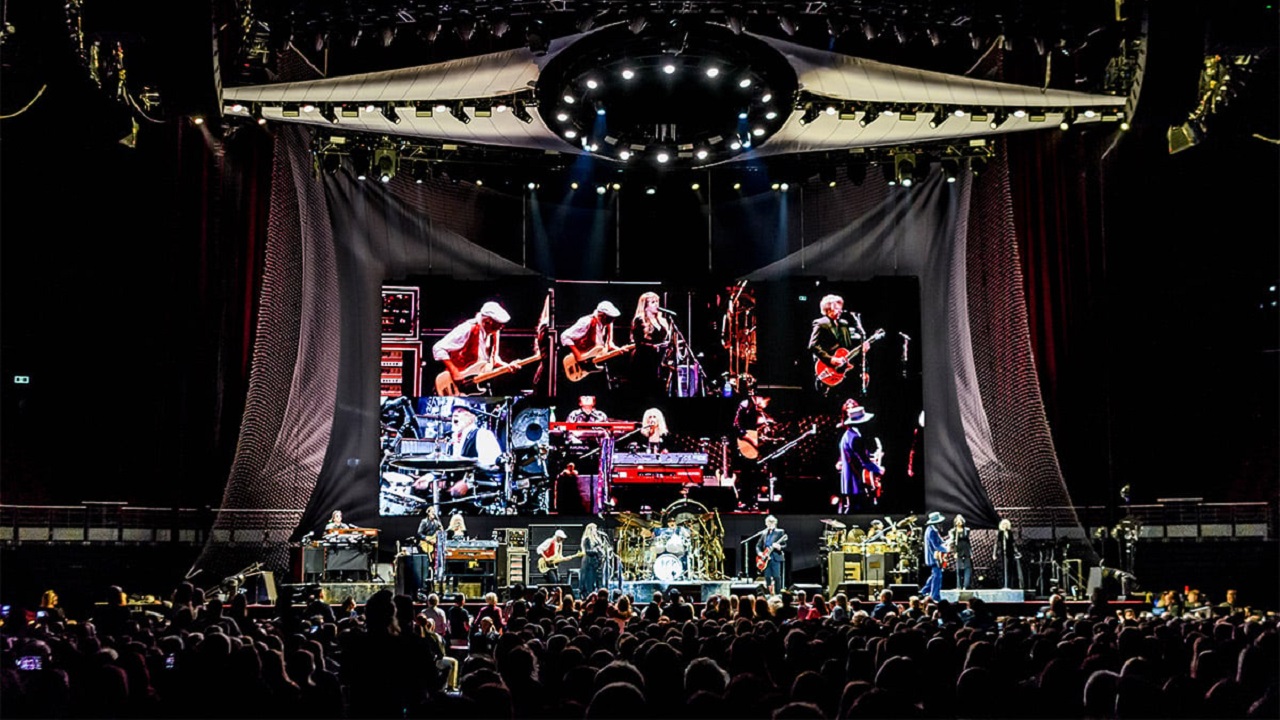 The Mick Fleetwood Blues Band — Photo · live_stage
