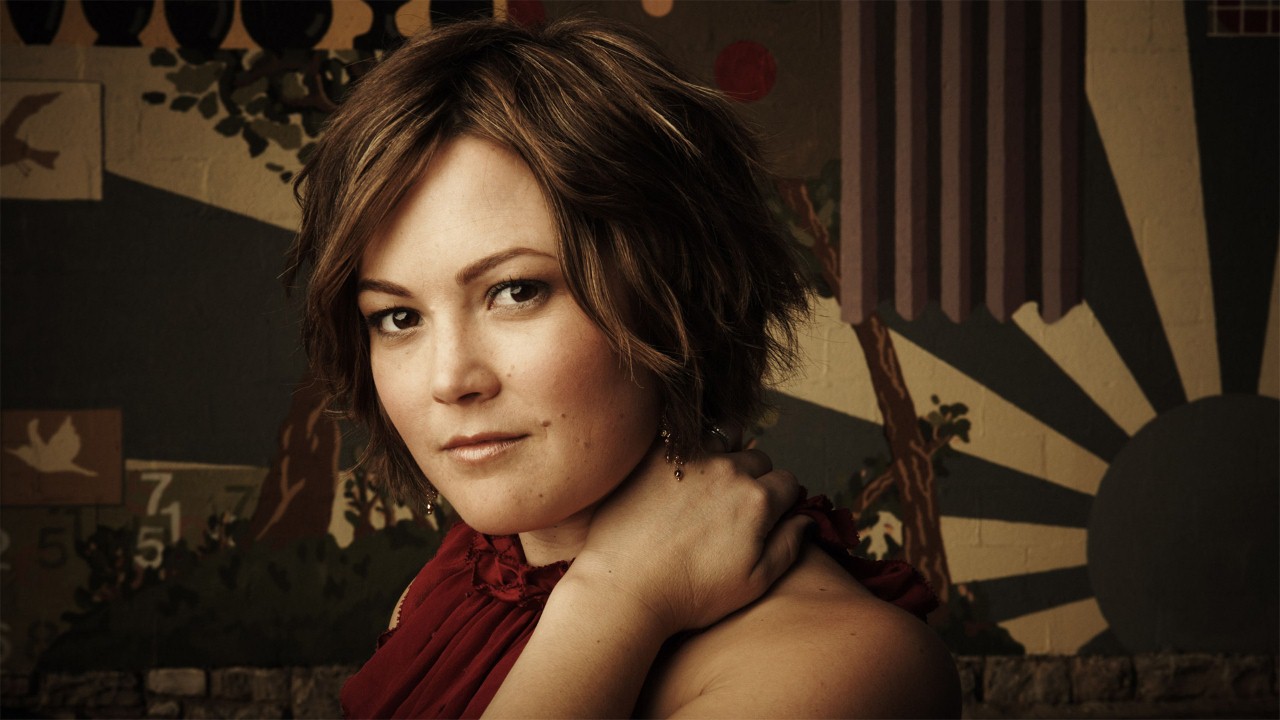 Sara Watkins — Photo