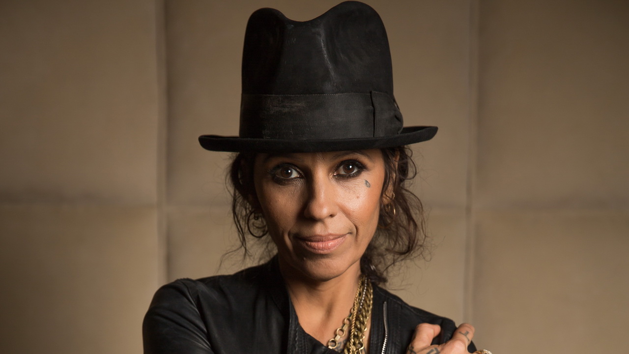 Linda Perry — Photo