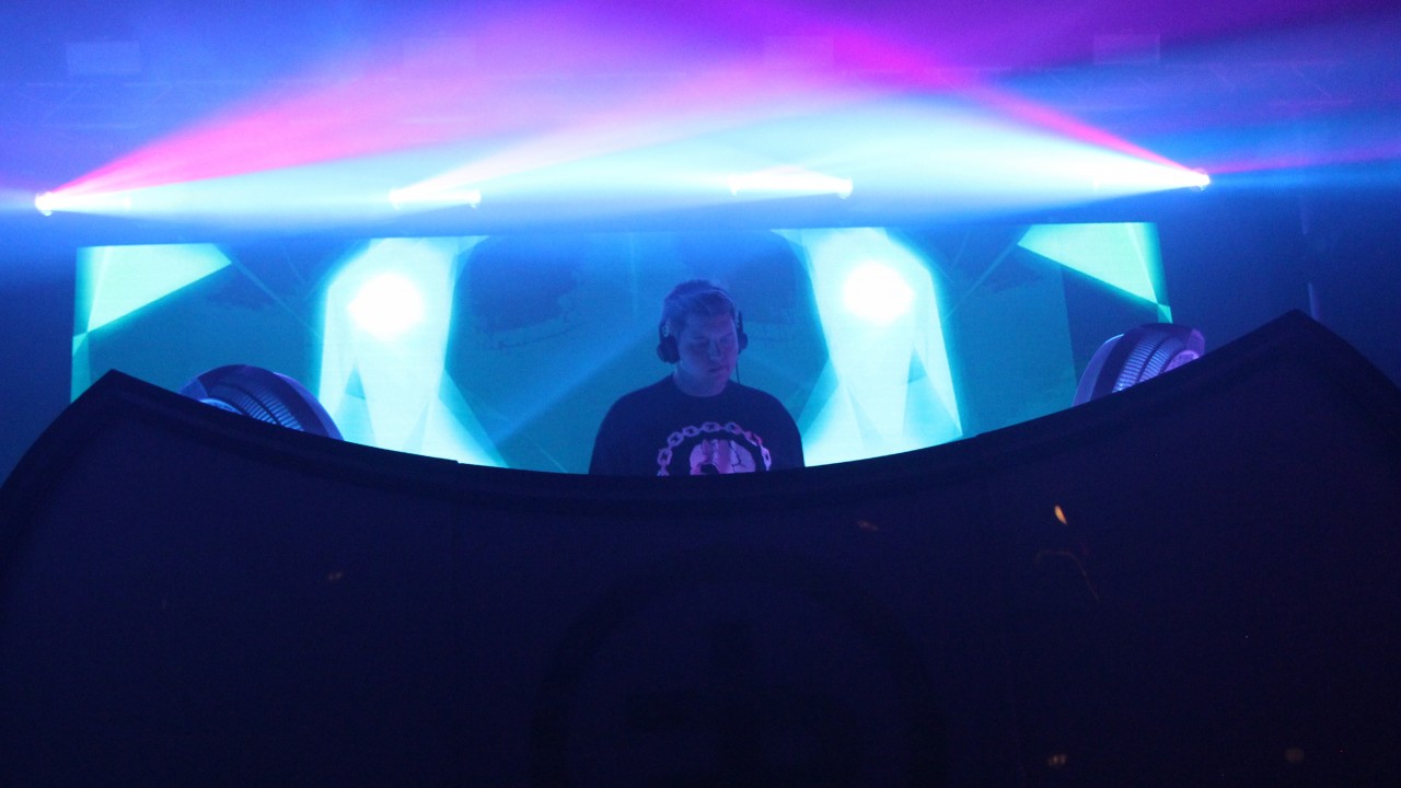 Flux Pavilion — Photo · live_stage