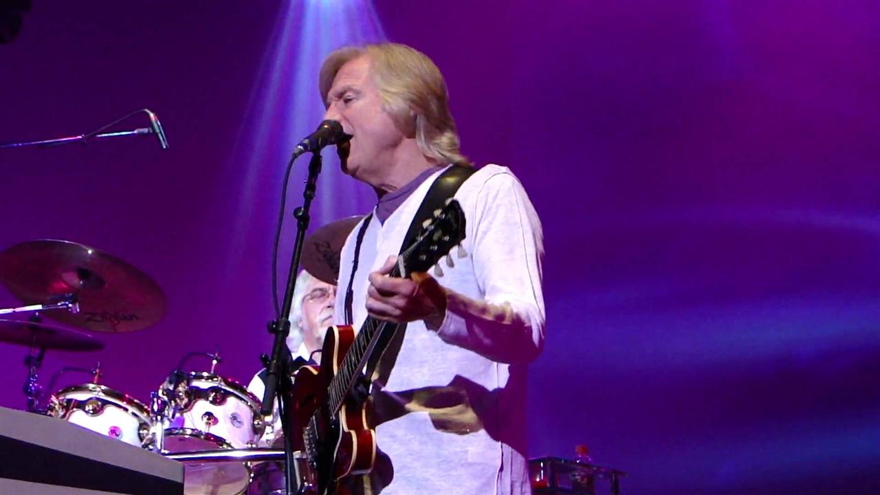 Justin Hayward — Photo · live_stage