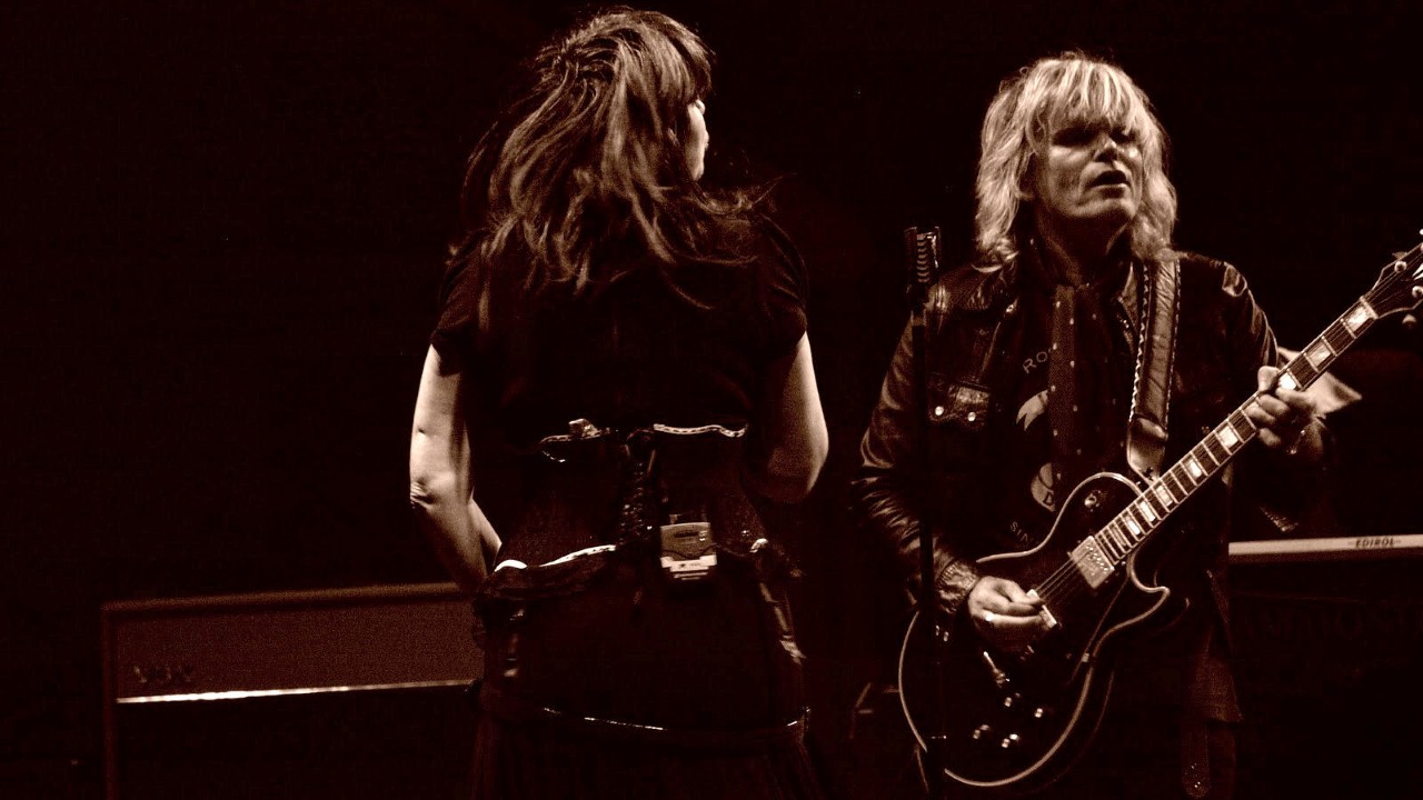 Header Banner Divinyls