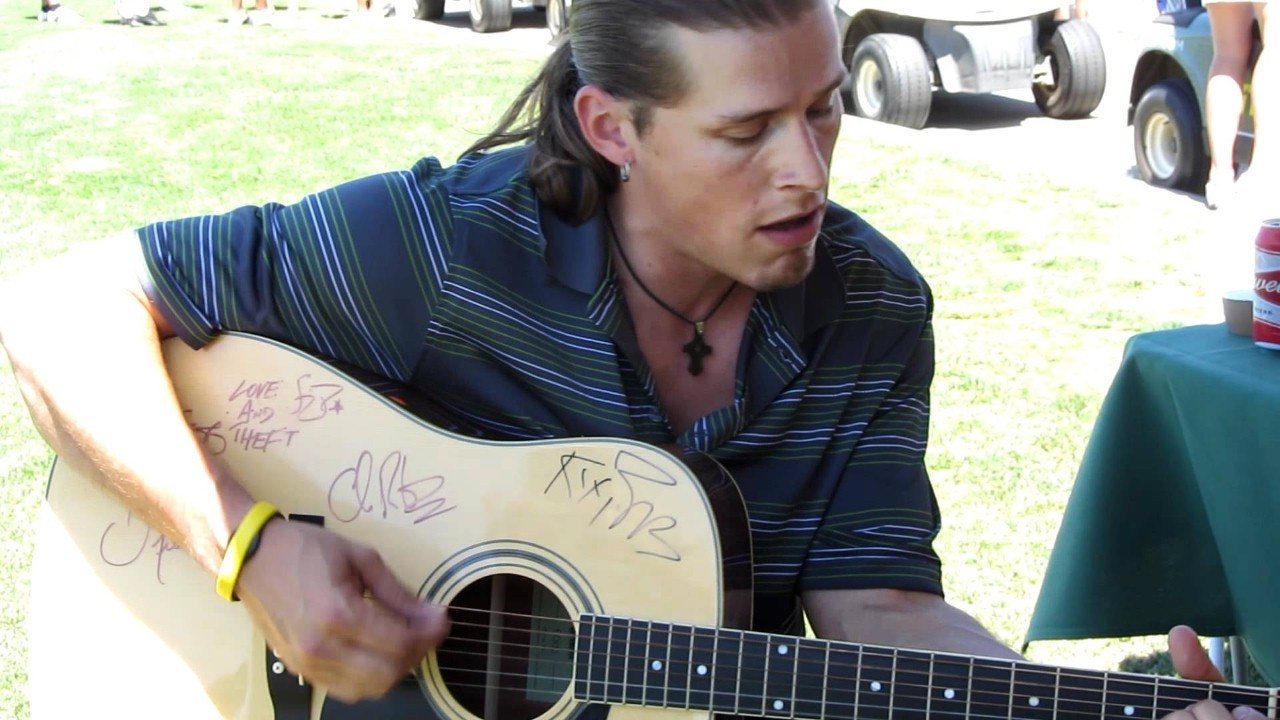 Jason Michael Carroll — Photo
