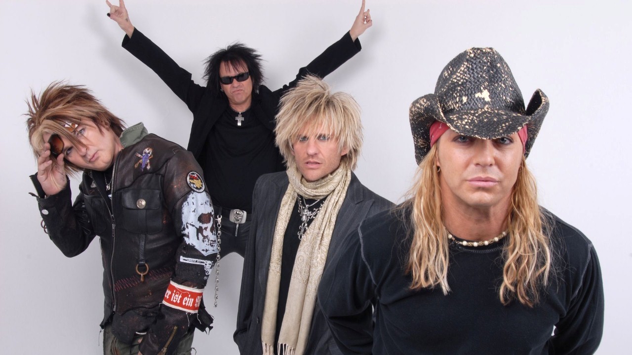 Poison — Photo