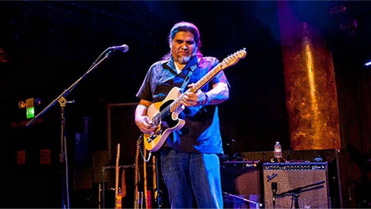 Daniel Castro — Photo