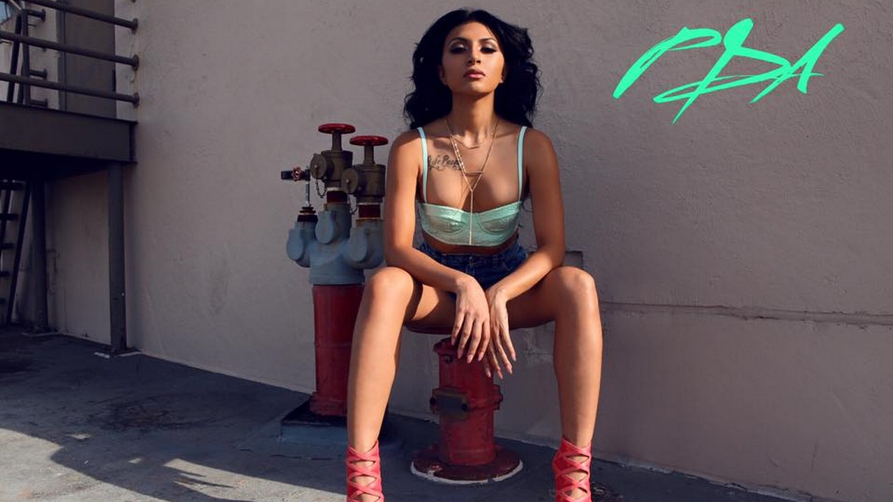 Paula DeAnda — Photo