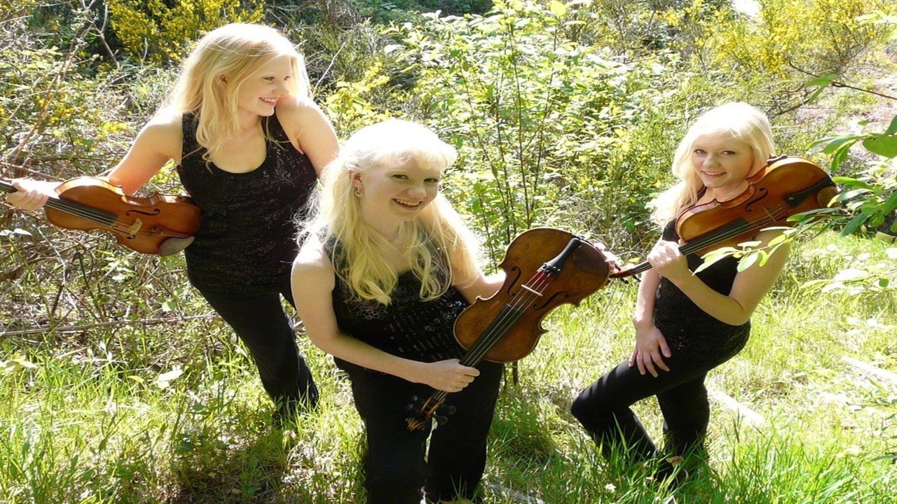 The Gothard Sisters — Photo