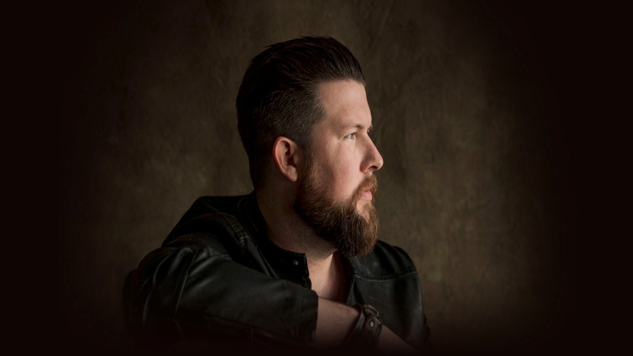 Zach Williams — Photo